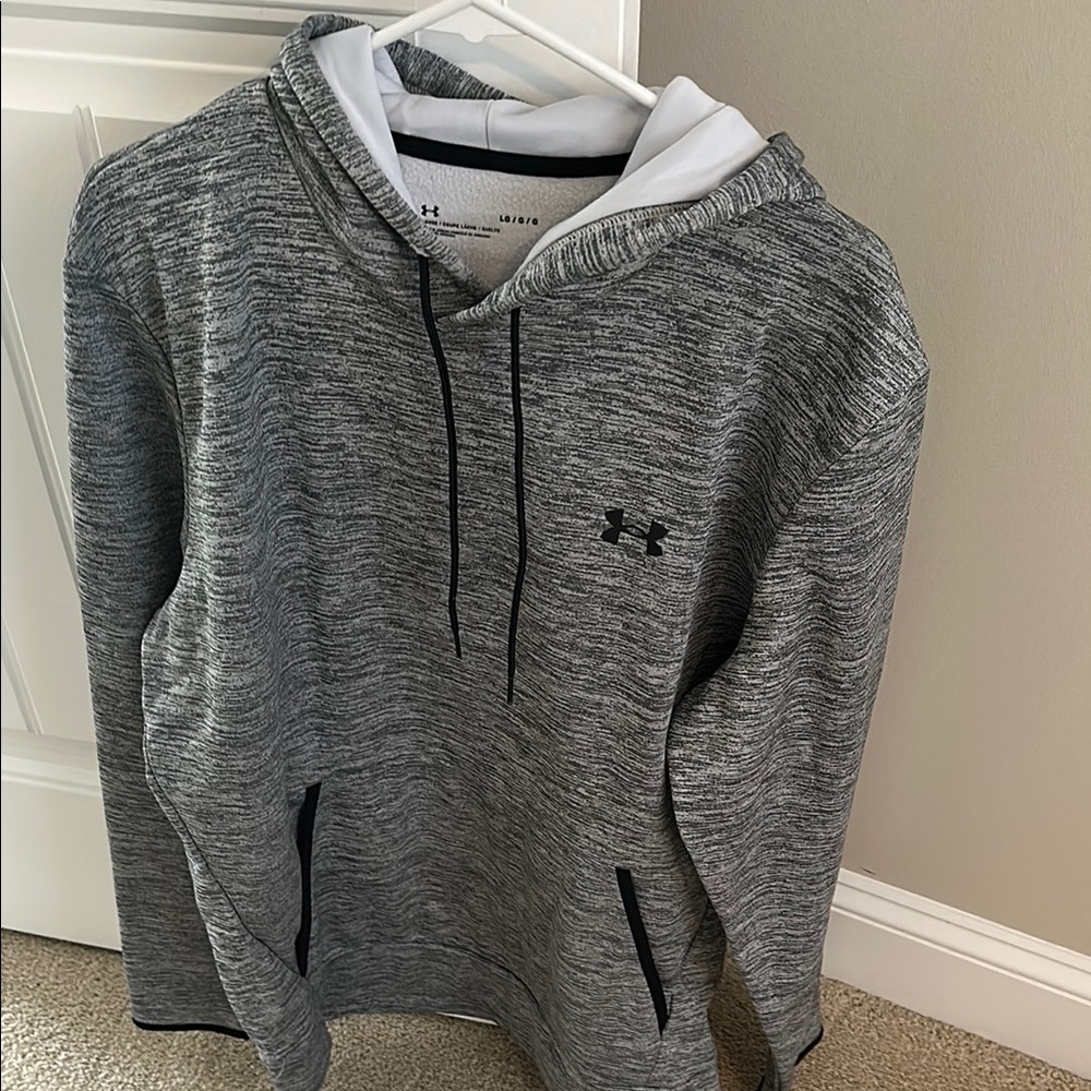 Under Armour Men's Grey Performance Hoodie
